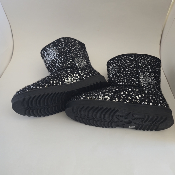 Forever Link Annie-41 Sequin Ankle Booties Silver Black Sparkle Women's 6.5 New - Picture 14 of 16